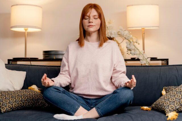 Ervaar nu de kracht van helende kleurenmeditatie - Photo by Freepik Ervaar nu de kracht van helende kleurenmeditatie